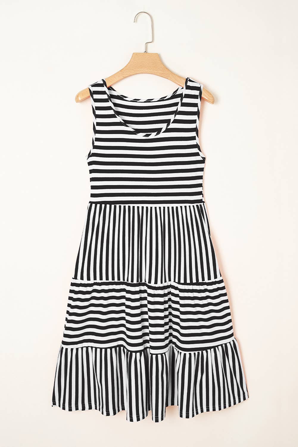 Stripe U Neck Sleeveless Loose Fit Mini Dress