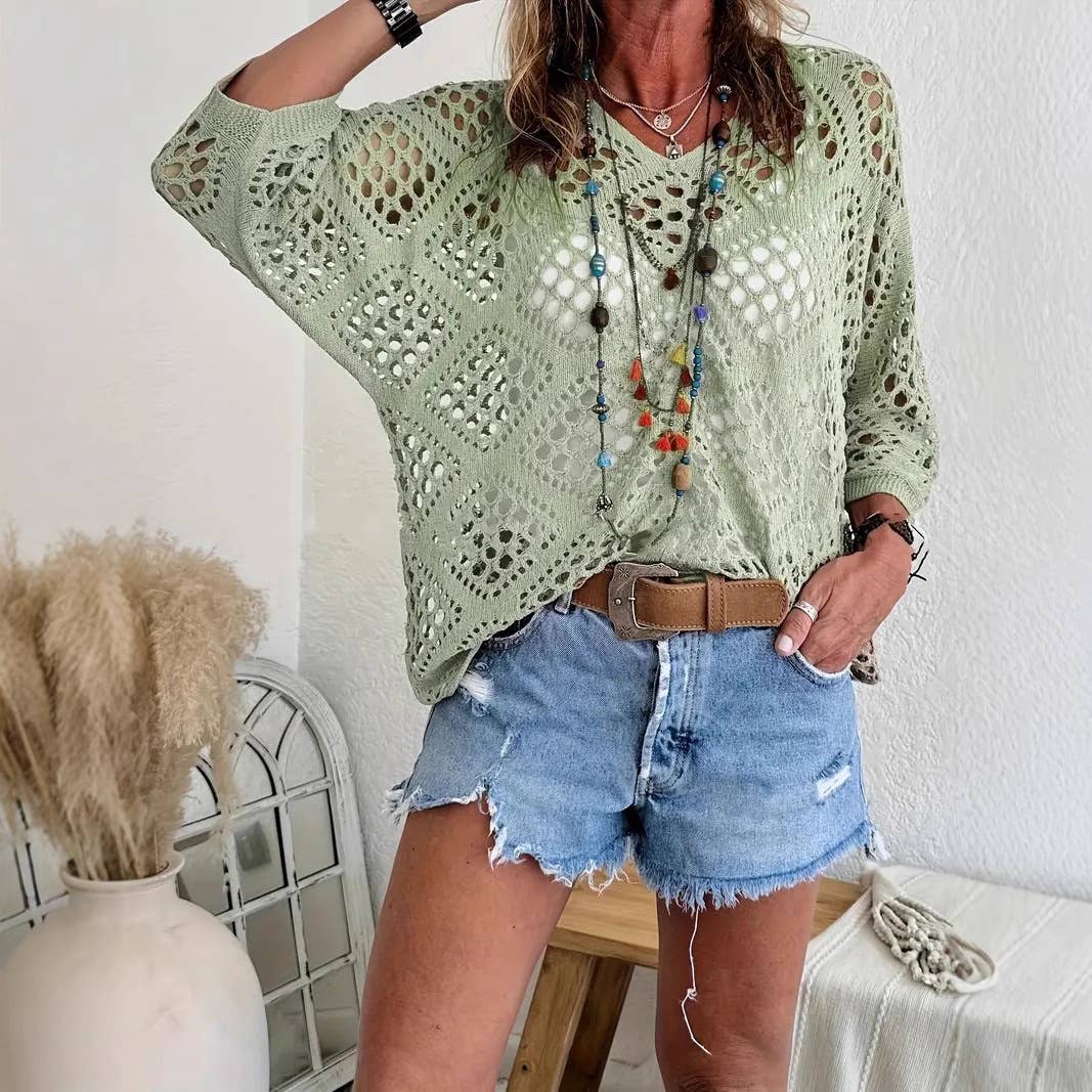 Knit V-Neck Diamond Cut-Out Batsleeves Blouse