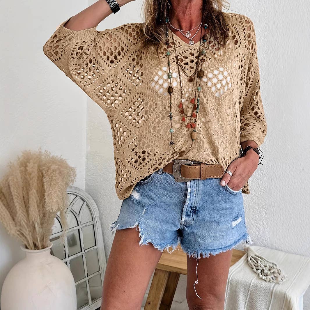 Knit V-Neck Diamond Cut-Out Batsleeves Blouse