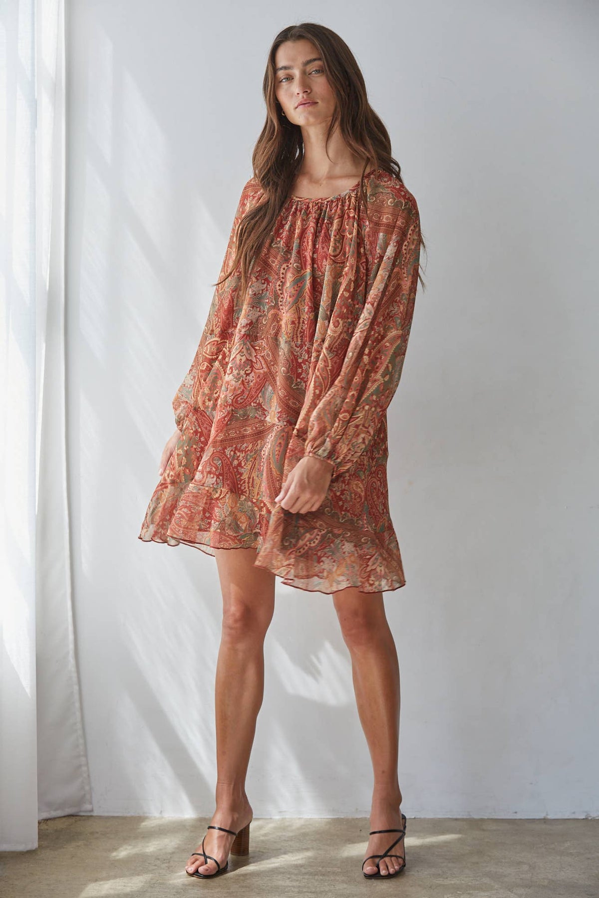 Woven Polyester Paisley Print Layered Mini