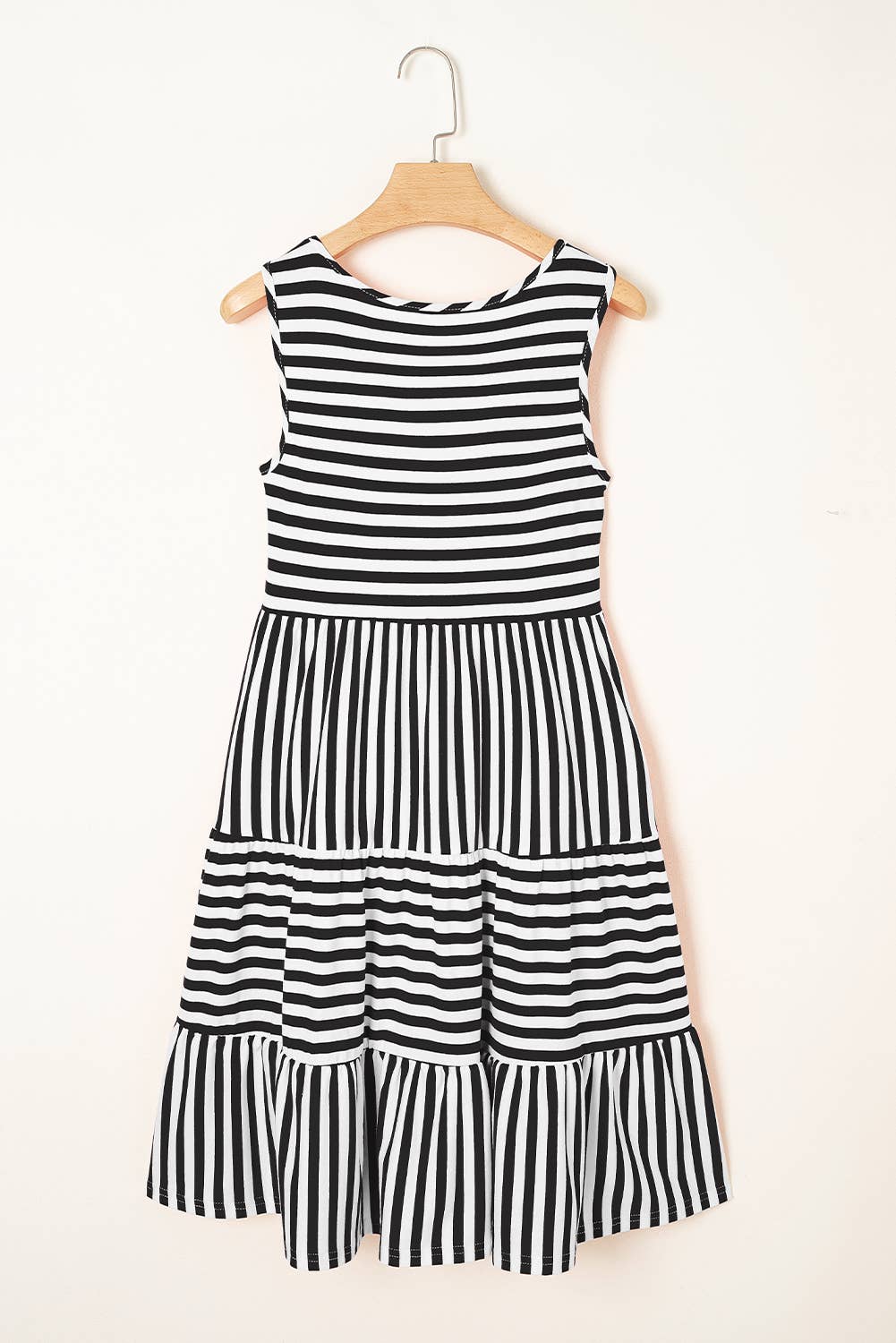 Stripe U Neck Sleeveless Loose Fit Mini Dress